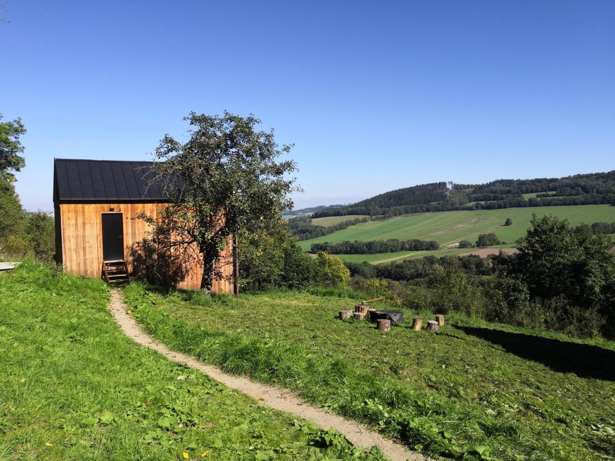 Tri Domky - Tiny Houses Depoltice Dış mekan fotoğraf