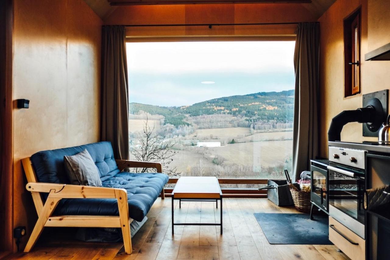 Tri Domky - Tiny Houses Depoltice Dış mekan fotoğraf
