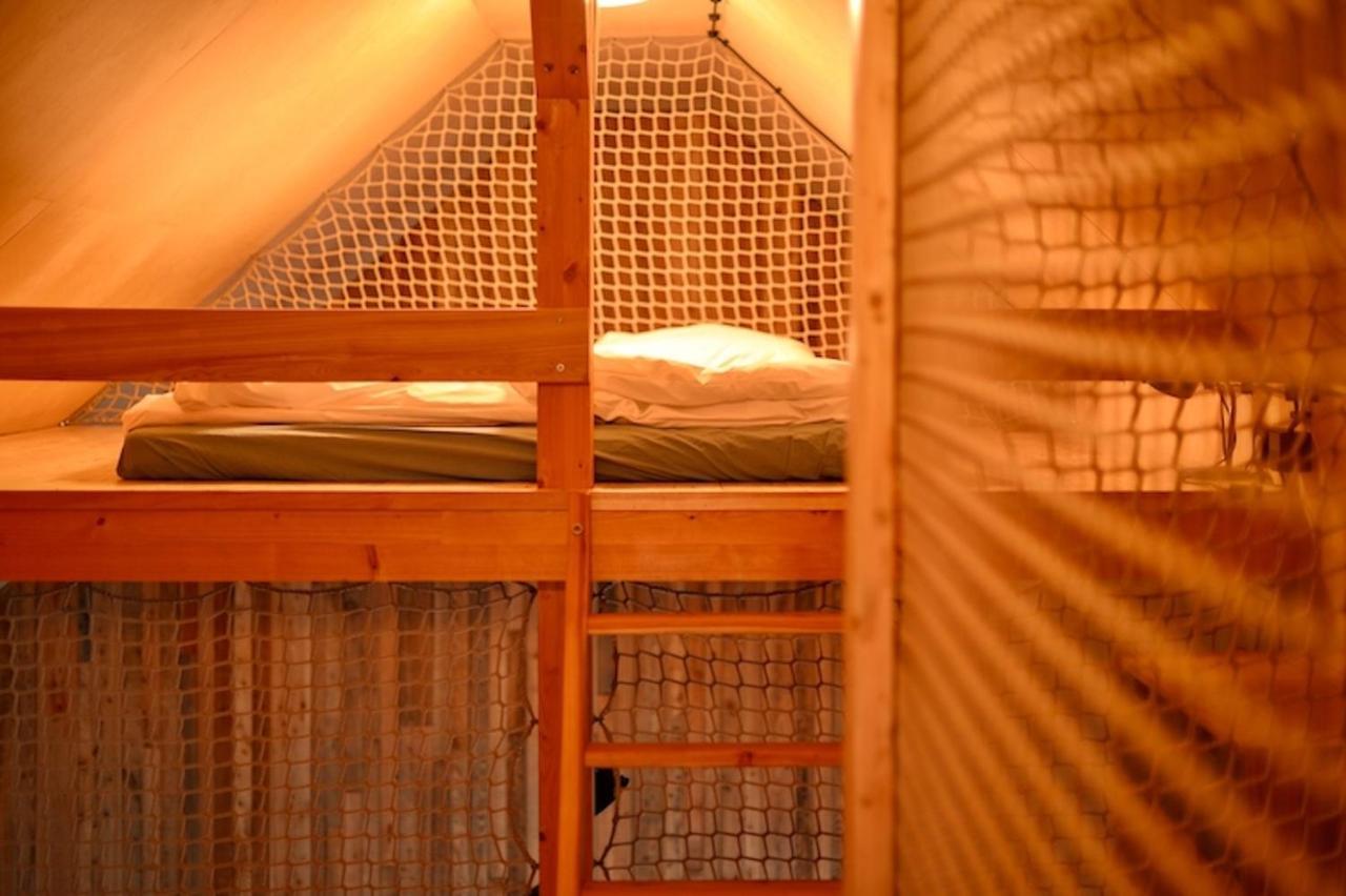 Tri Domky - Tiny Houses Depoltice Dış mekan fotoğraf